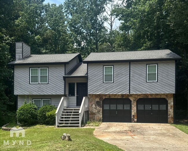 property at 1224 Classic Dr NE