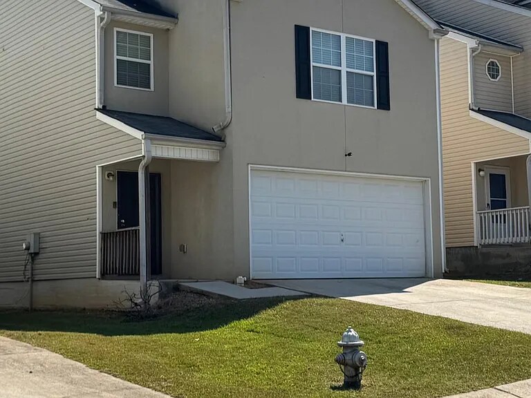 1267 Brookstone Rd in Atlanta, GA - Foto de edificio