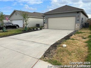 1158 Gracie Wy in New Braunfels, TX - Building Photo