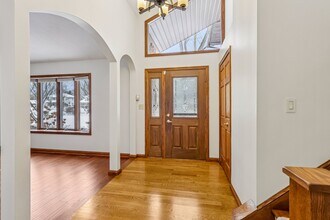 6235 Sunnywood Dr in Solon, OH - Building Photo - Building Photo