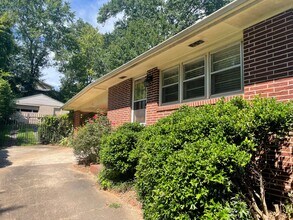 185 Crestview Cir in Athens, GA - Building Photo - Building Photo