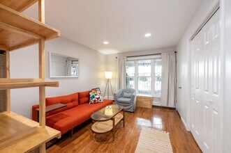 72 Henry St in Jersey City, NJ - Building Photo - Building Photo