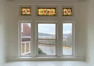36 Gaskill Ave in Jeannette, PA - Building Photo - Building Photo