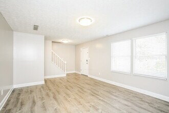 4131 Oil Creek Dr in Indianapolis, IN - Building Photo - Building Photo