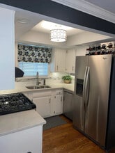 6462 N Northwest Hwy in Chicago, IL - Building Photo - Building Photo