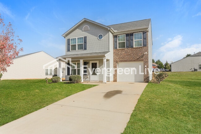 945 Slow Creek Ct in Boiling Springs, SC - Building Photo - Building Photo