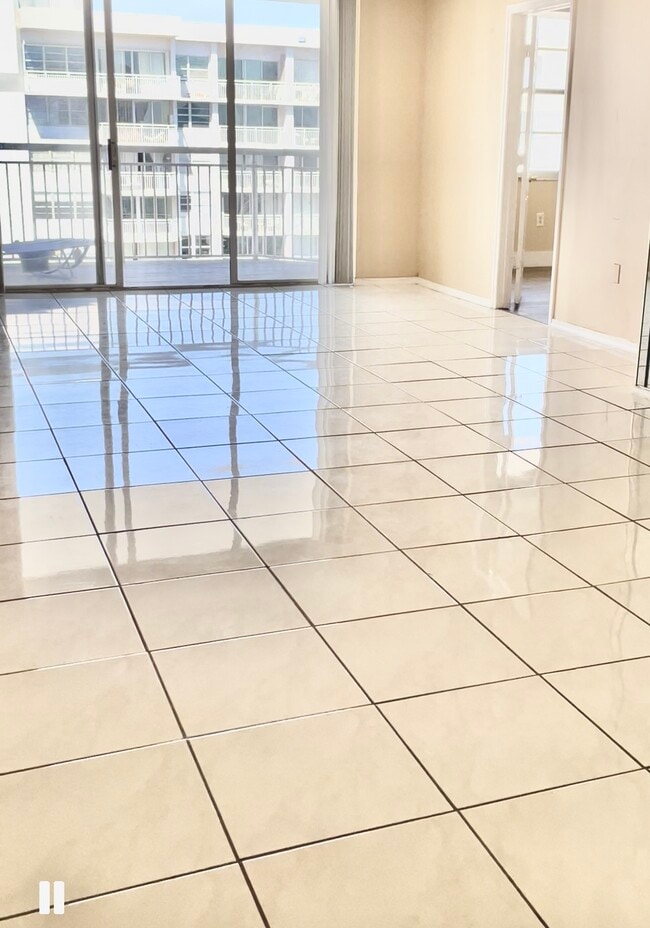 property at 18041 Biscayne Blvd