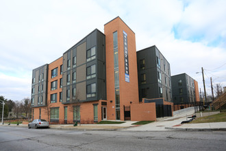 Lillian Jones Apartments in Baltimore, MD - Foto de edificio - Building Photo