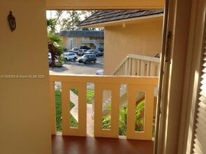 7470 Miami Lakes Dr in Miami Lakes, FL - Building Photo - Building Photo