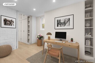 64 Jane St in New York, NY - Building Photo - Building Photo