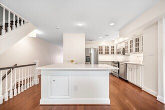 1425 Corcoran St NW in Washington, DC - Building Photo - Building Photo