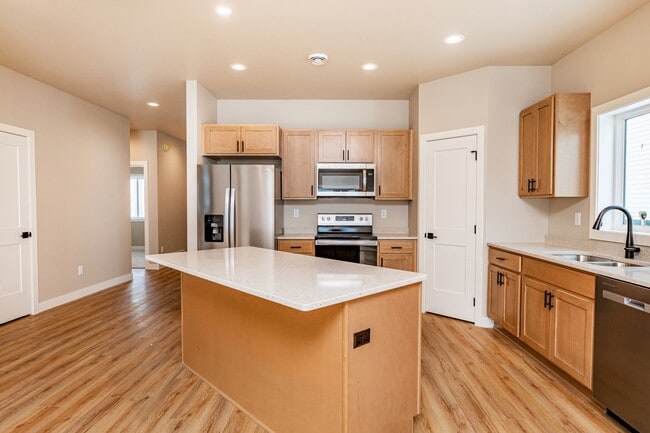 6614 68th St S in Horace, ND - Building Photo - Building Photo