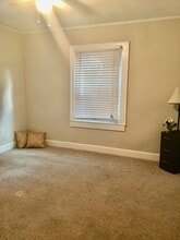 1604 W Davidson Ave in Gastonia, NC - Building Photo - Building Photo