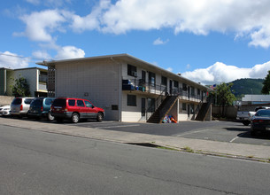 2122 Algaroba St in Honolulu, HI - Building Photo - Building Photo