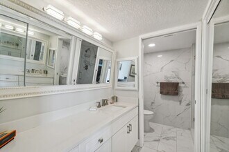 2413 Bayshore Blvd in Tampa, FL - Building Photo - Building Photo