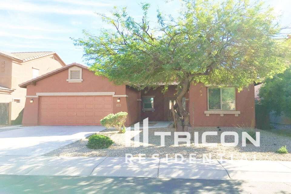 24743 W Illini St in Buckeye, AZ - Building Photo