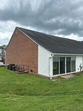 511 Hickory Rd in Bristol, TN - Building Photo - Building Photo