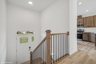 1204 Neubauer Circle in Lindenhurst, IL - Building Photo - Building Photo