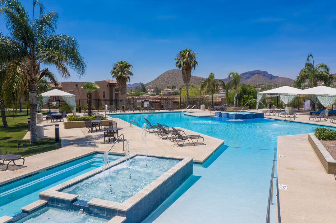 Campus Crossings at Star Pass in Tucson, AZ - Foto de edificio