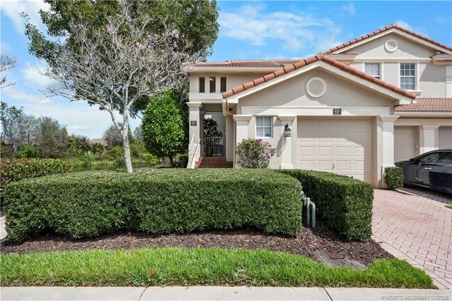 property at 691 SW Glen Crest Way