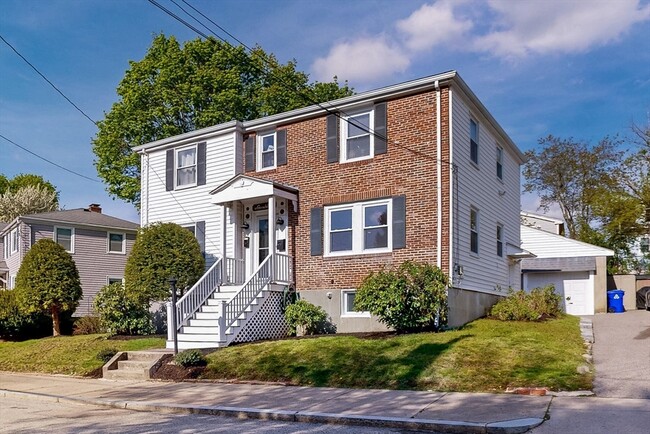 property at 14 Grew Hill Rd