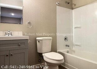 2601 SW Hailey Ave in Pendleton, OR - Building Photo - Building Photo