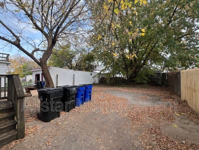 3043 W 116th St in Cleveland, OH - Building Photo - Building Photo