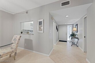 1828 Kings Lake Blvd in Naples, FL - Building Photo - Building Photo