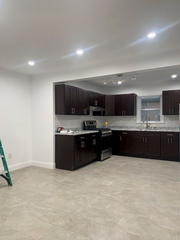 40 Cooke St in Waterbury, CT - Building Photo - Building Photo