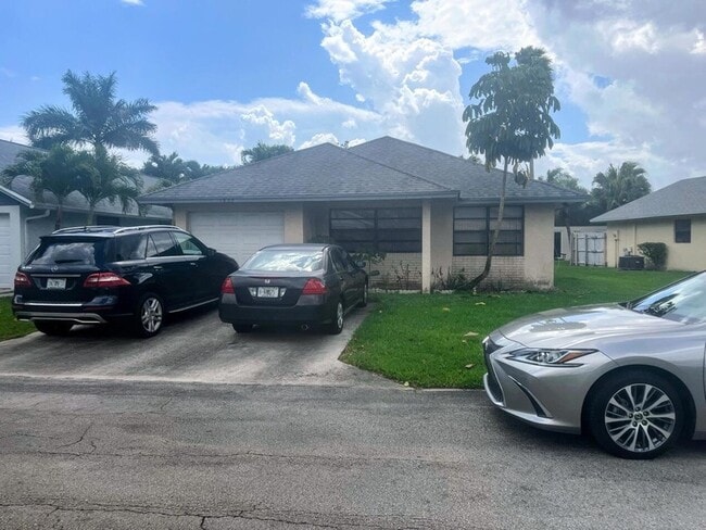 property at 1322 Pines Ln