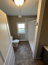 1209 E Cherry St in Vermillion, SD - Building Photo - Building Photo