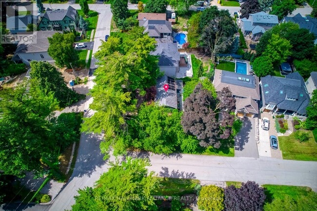 463 Drummond Rd in Oakville, ON - Building Photo - Building Photo