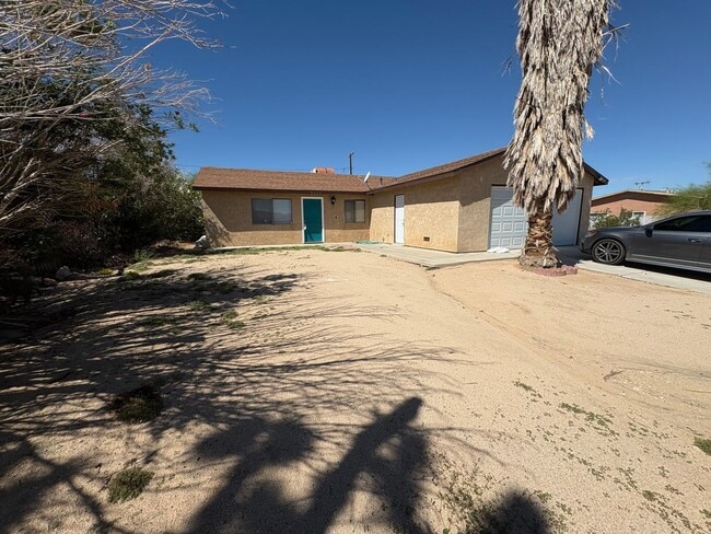 5430 Cahuilla Ave in Twentynine Palms, CA - Building Photo - Building Photo