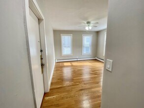 23 Elmer St in Cambridge, MA - Foto de edificio - Building Photo