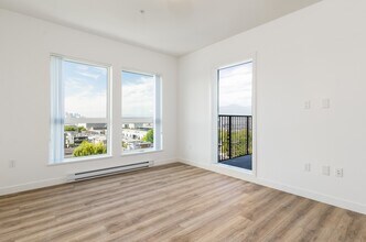368 Lakewood Dr in Vancouver, BC - Building Photo - Building Photo