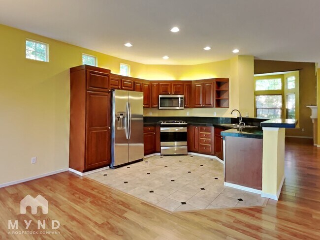 1723 NE Ashberry Dr in Hillsboro, OR - Building Photo - Building Photo