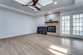 105 Douglas Dr in Wylie, TX - Building Photo - Building Photo