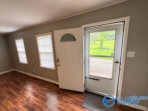 3909 N Brookline Cir NW in Huntsville, AL - Building Photo - Building Photo
