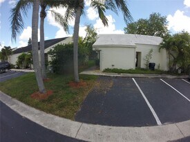 12322 SW 148th Terrace in Miami, FL - Building Photo