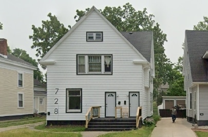 property at 728 W Colfax Ave