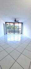 2450 NE 135th St, Unit 206 in North Miami, FL - Building Photo - Building Photo