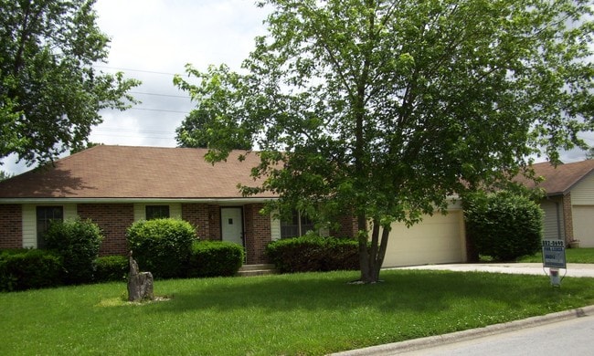 Ben Steele Springfield in Springfield, MO - Building Photo - Building Photo