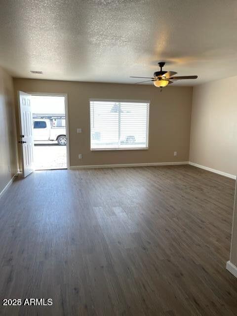 10854 W Carousel Dr in Arizona City, AZ - Building Photo - Building Photo