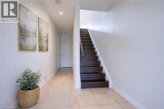 43 Woolwich St in Kitchener, ON - Building Photo - Building Photo