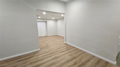 3365 Othello Dr in Las Vegas, NV - Building Photo - Building Photo