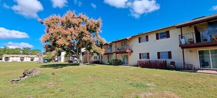 Roselea Apartments in Sanford, FL - Building Photo - Building Photo