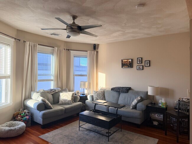 property at 211 W 8th St