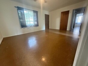 1113 Southwood Rd in Austin, TX - Building Photo - Building Photo