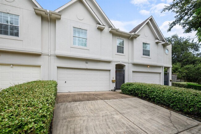 6714 Montclair Dr in Houston, TX - Building Photo - Building Photo