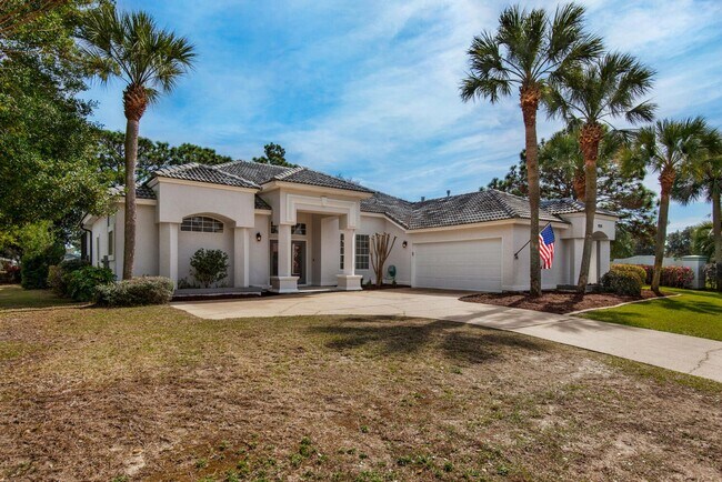 302 Country Club Rd in Shalimar, FL - Building Photo - Building Photo